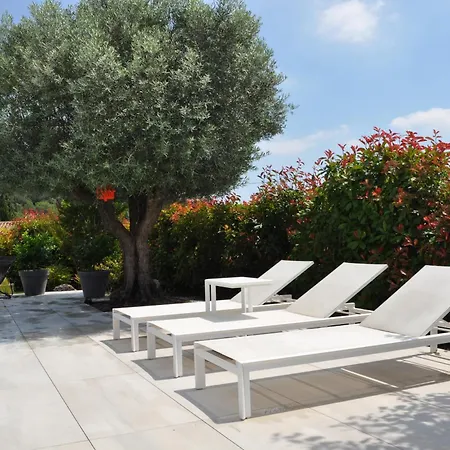 L'ecrin Contemporain Villa Nages-et-Solorgues